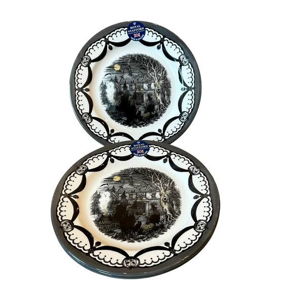 Royal Stafford Halloween Salad Plates 8.5in Porcelain Set of 2 Spooky Boo New - Picture 2 of 15
